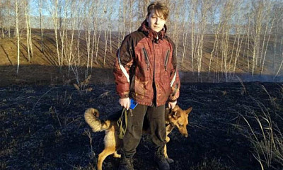 Под Новосибирском семиклассник Артём Перков и его собака спасли посёлок от огня