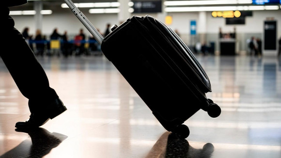 Детей мигрантов могут обязать покидать Россию в 18 лет