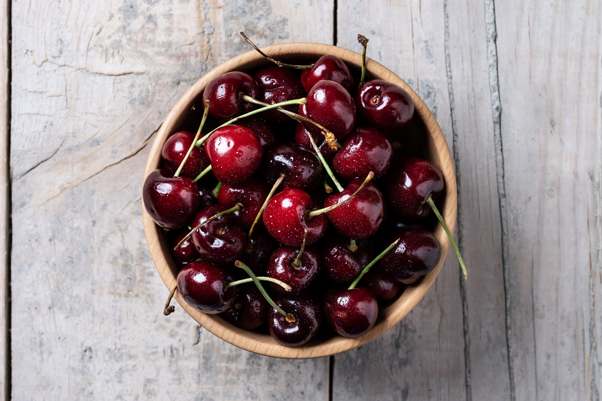 fresh-cherries-with-water-drops.jpg