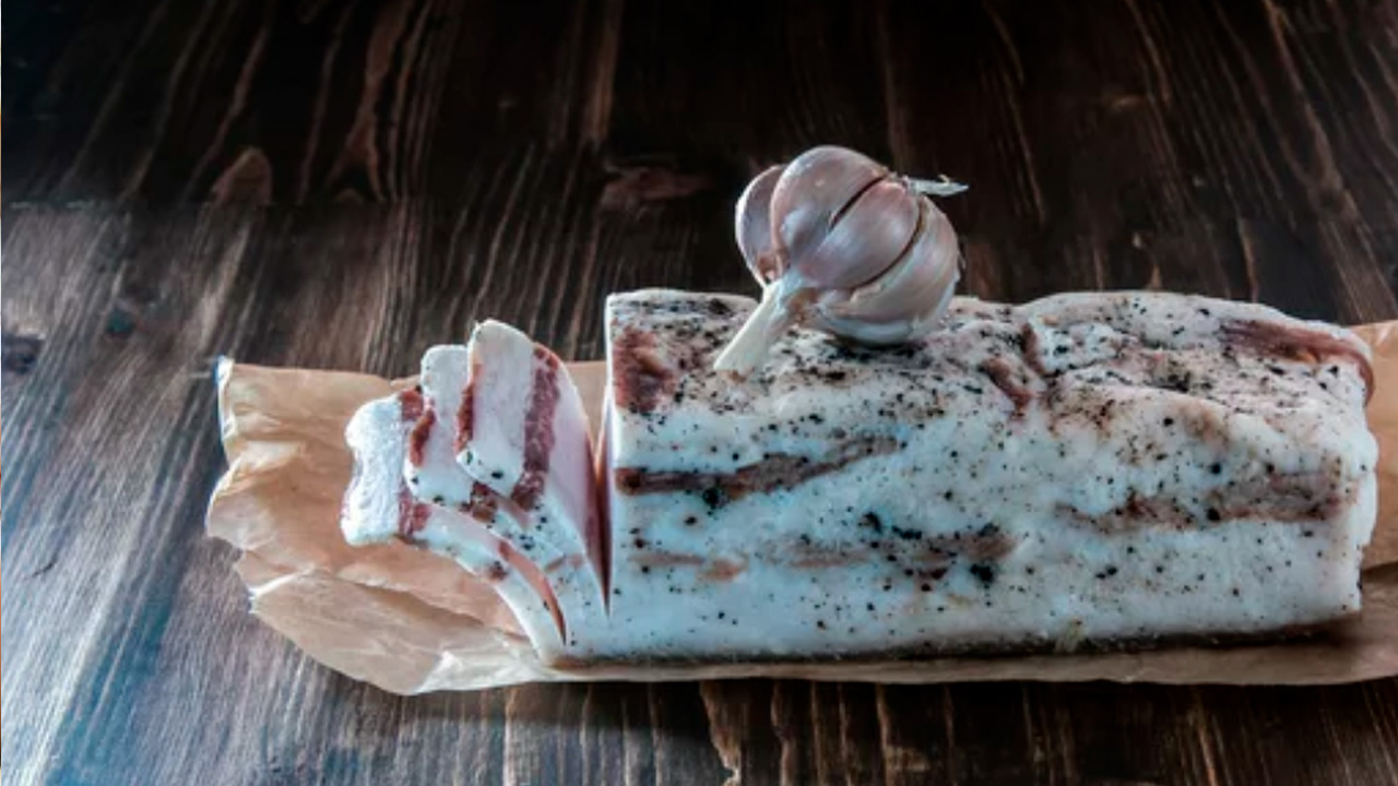 сало с чесноком.jpg