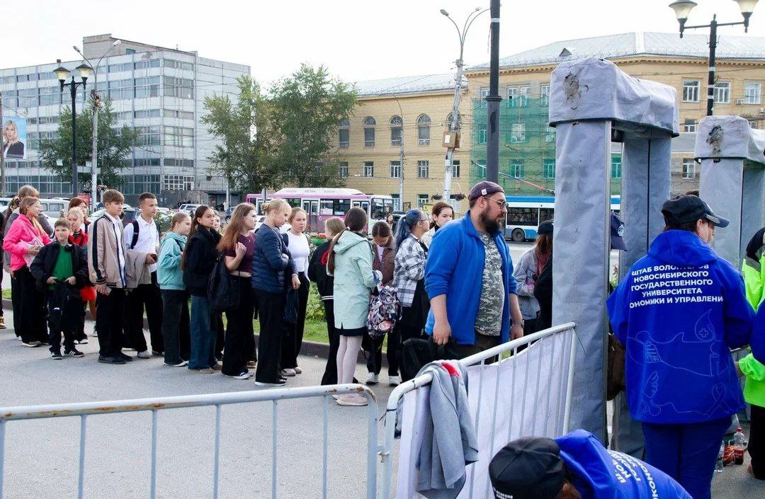 photo_5316648391637333971_y.jpg photo_5316648391637333971_y.jpg