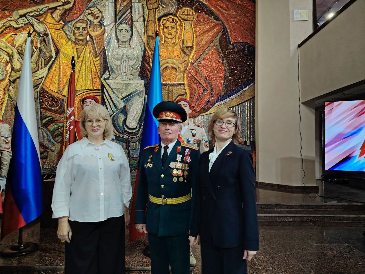 photo_5312058729459027002_y.jpg photo_5312058729459027002_y.jpg