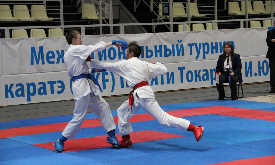 Новосибирские каратисты триумфально выступили на всероссийских соревнованиях