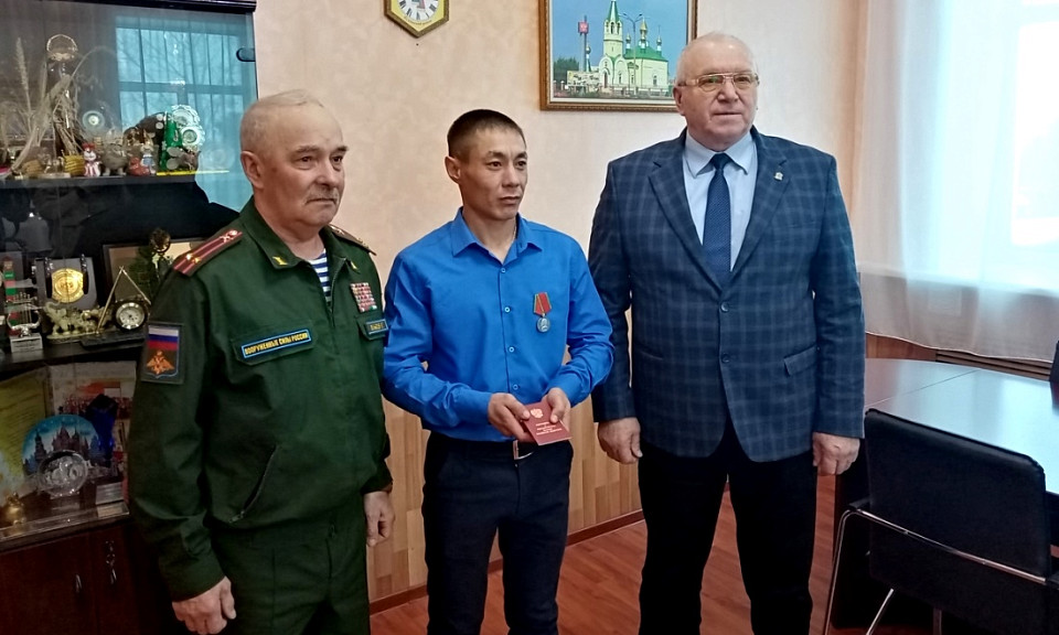 Железнодорожник из Купино получил медаль Суворова за участие в спецоперации