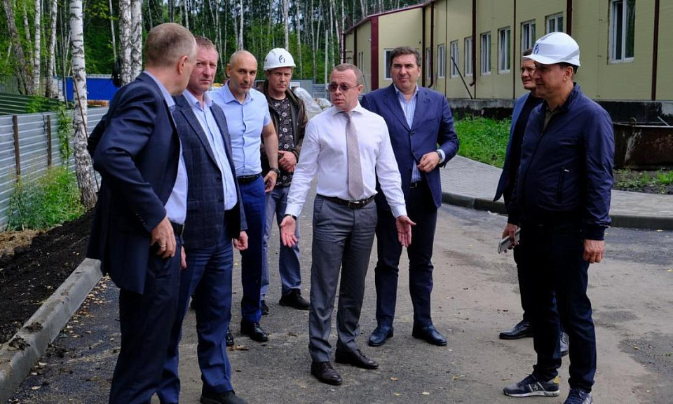 Строительство объектов здравоохранения Новосибирского района проконтролировали