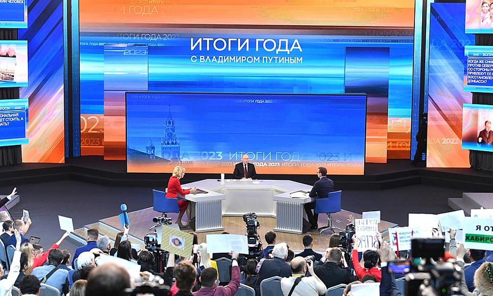 Владимир Путин: воспитание молодёжи в духе патриотизма – это важно