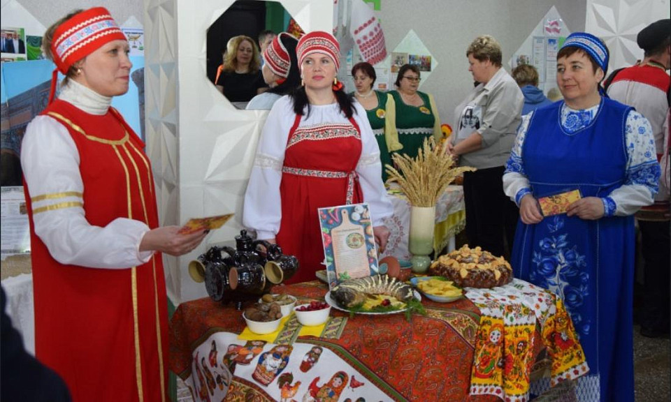 Узбекский плов и курник попробовали жители Барабинского района