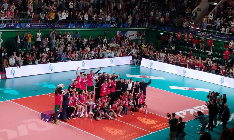 Новосибирский «Локомотив» выиграл бронзу чемпионата страны по волейболу