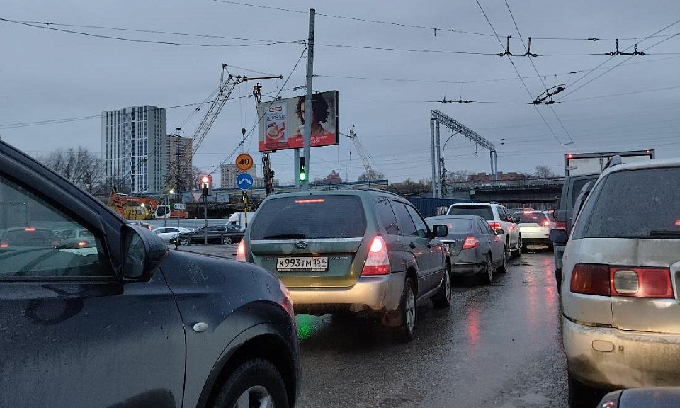 В Новосибирске не допустят транспортного коллапса на площади Труда