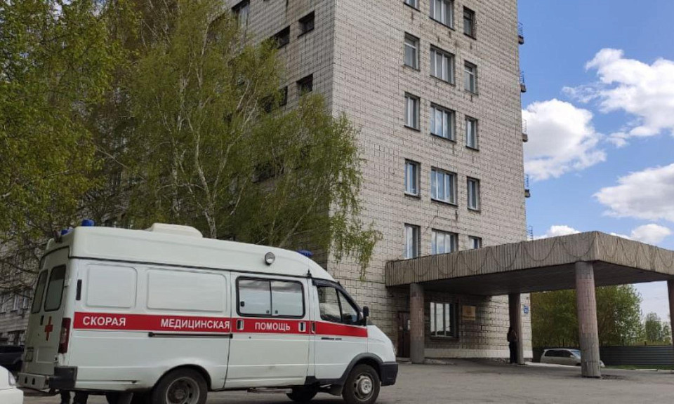 Неадекватный житель Новосибирска напугал соседей
