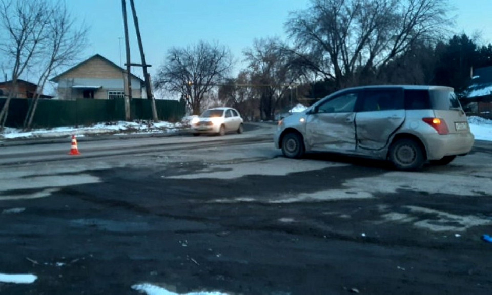 В Новосибирске водитель скрылся с места ДТП