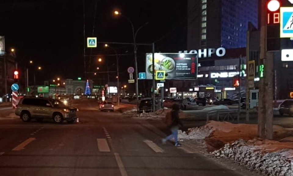 Пассажирка и подросток-пешеход пострадали в ДТП в Новосибирске