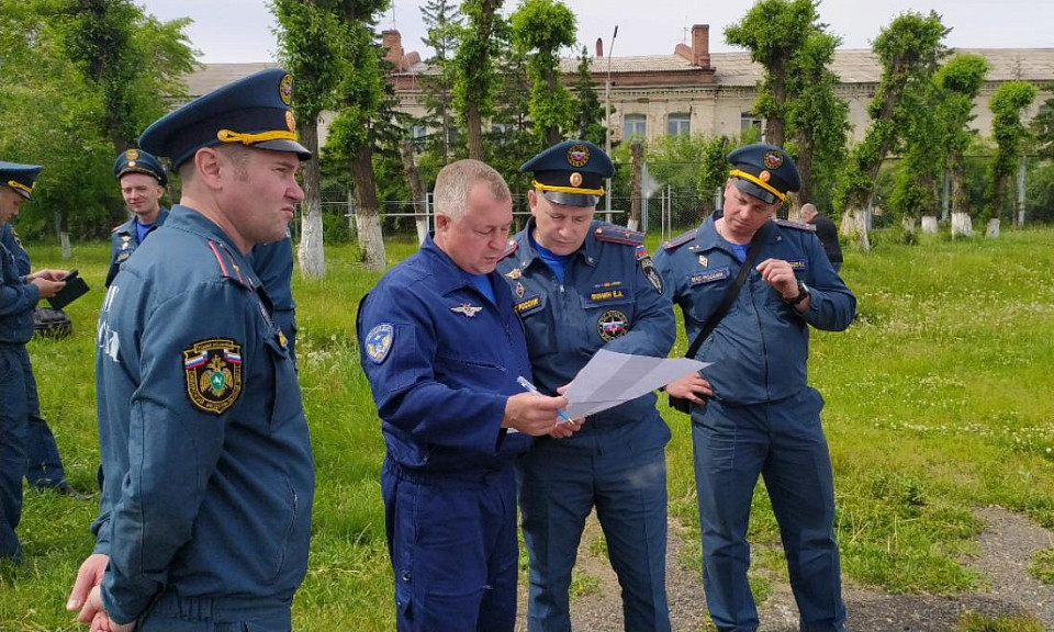 Чрезвычайные профессии: авиация у него в крови