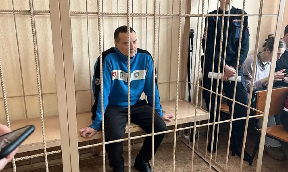 В Новосибирске суд не отстранил арестованного министра ЖКХ от должности