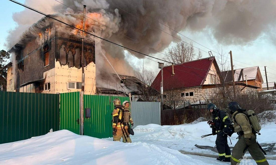 11-летний мальчик чуть не погиб в пожаре из-за чайника в Новосибирске