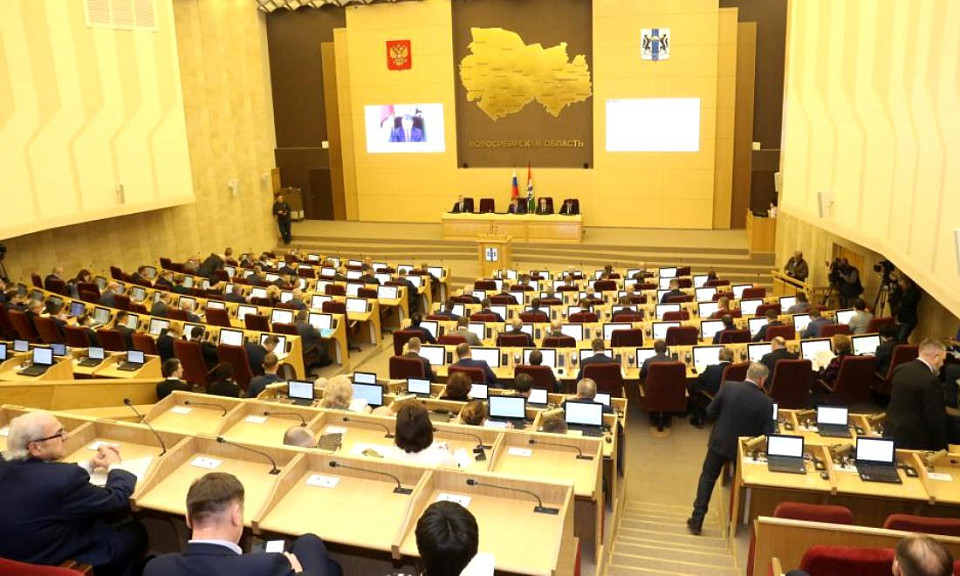 Андрей Шимкив: за 2023 год региональный парламент принял 105 законов