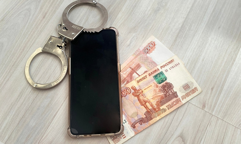 Серийный карманник похитил 13 мобильных телефонов на 400 тысяч рублей