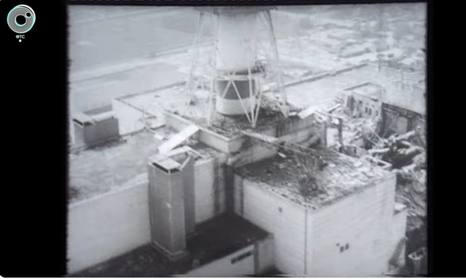 Руками сбрасывали горящий графит: хроника аварии на Чернобыльской АЭС