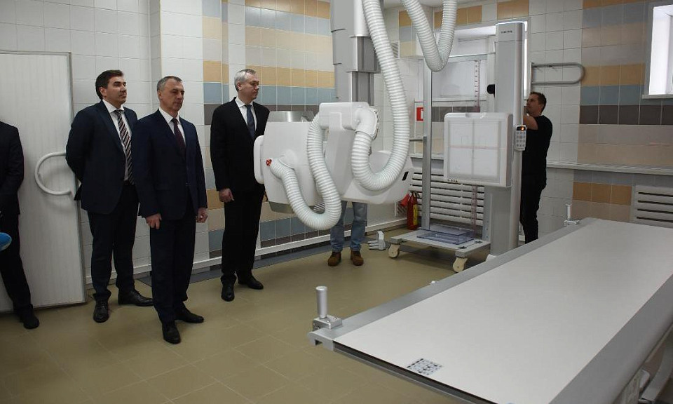 Губернатор Новосибирской области похвалил частную больницу