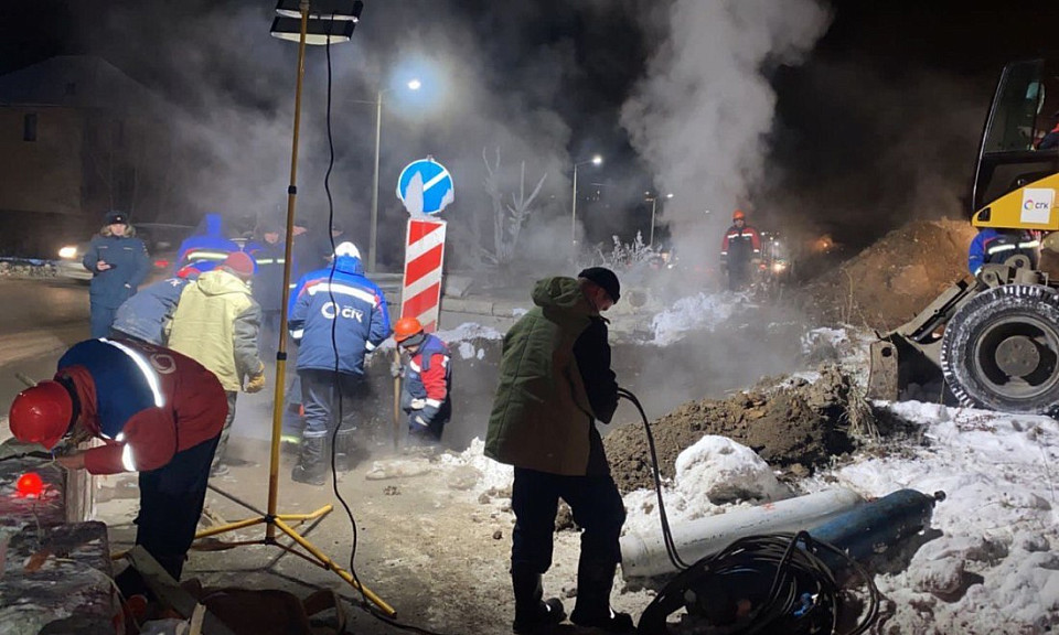 Новосибирскую улицу Крылова до 30 января перекроют для ремонта теплотрассы