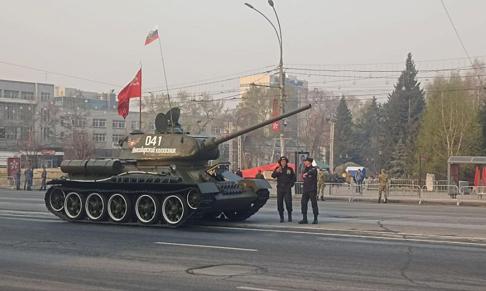 Парад Победы на площади Ленина в Новосибирске: текстовая трансляция