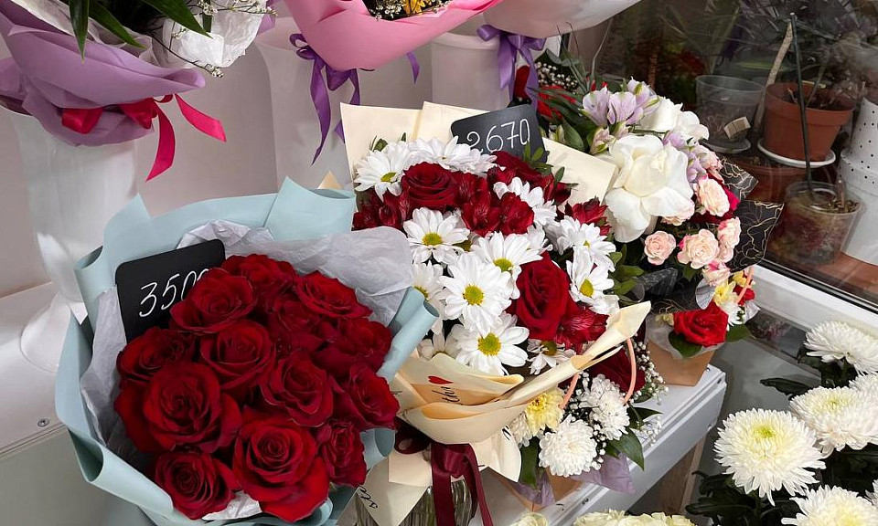 Опубликован рейтинг худших цветочных магазинов Новосибирска по отзывам в 2GIS
