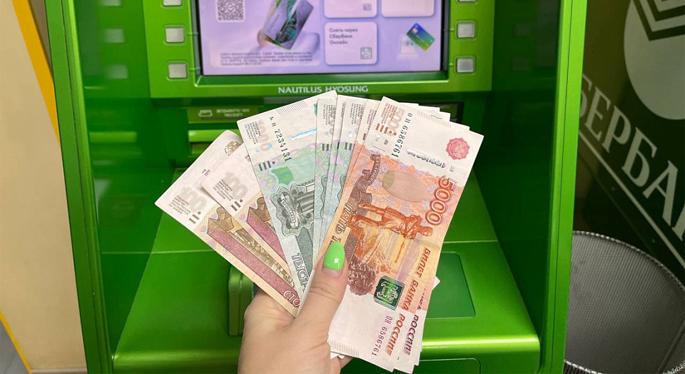 Новосибирским семьям с детьми досрочно выплатят пособия за ноябрь