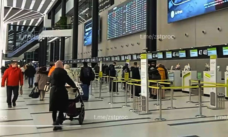 Авиарейс до Таиланда задержали в Новосибирске на десять часов