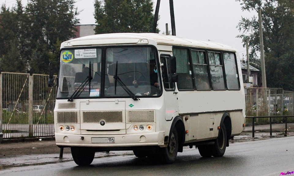 В Новосибирской области запустили автобус из Довольного в Каргат спустя 30 лет