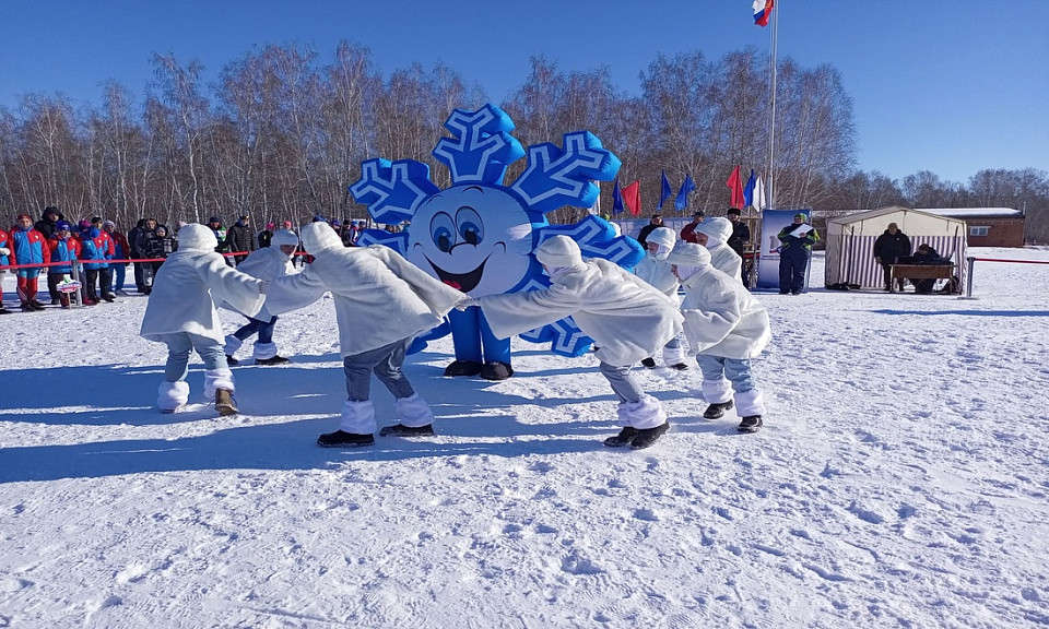 Лыжники собрались в Куйбышевском районе на «Серебряной снежинке»