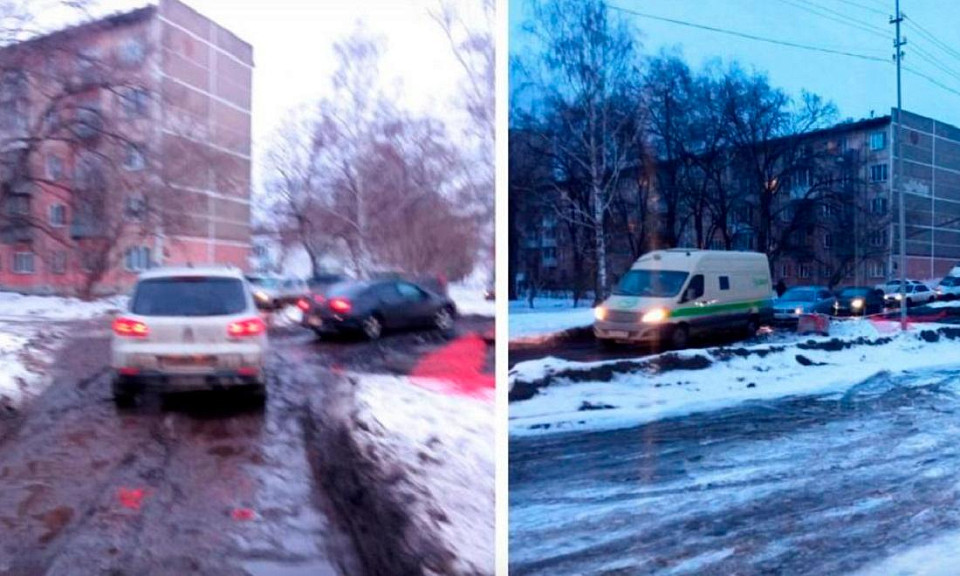 В Новосибирске водители ездят по газону и тротуару на улице Степной