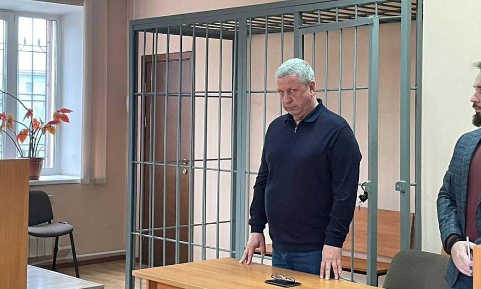 Бывший снабженец новосибирского завода «Искра» условно осужден за взятки
