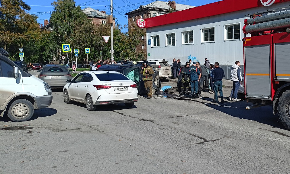 В ГАИ рассказали подробности смертельного ДТП с пешеходом в Новосибирске