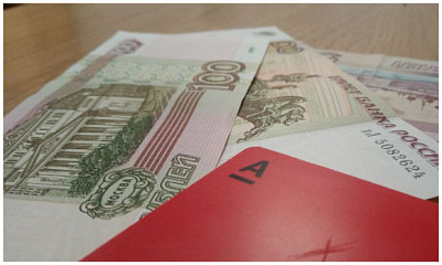 Новосибирец получил срок за продажу банковской карты преступнику