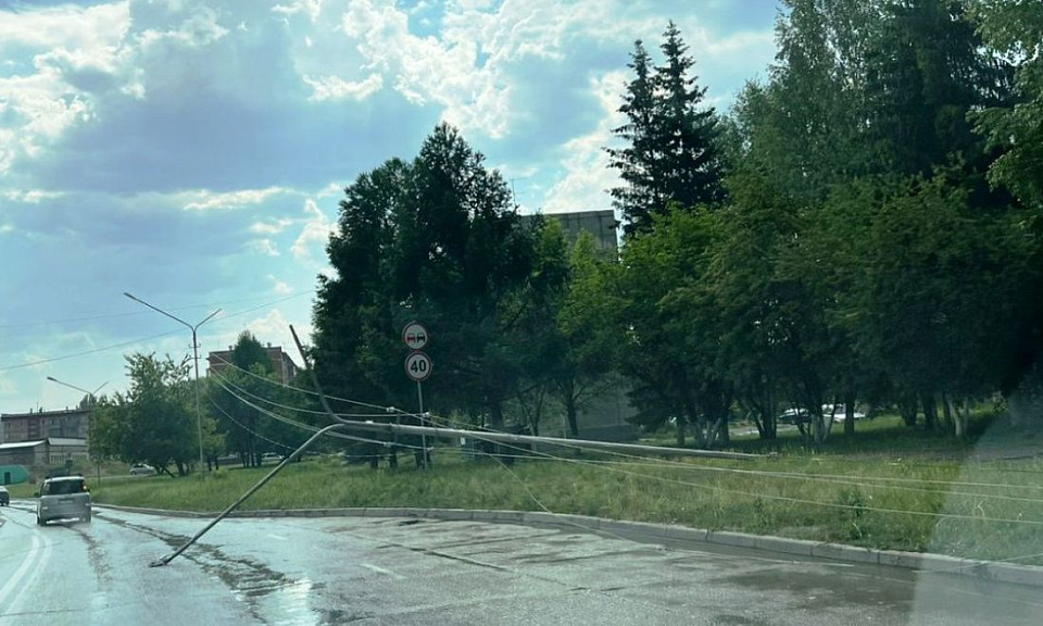 Суровая буря прошлась 7 июня по югу Новосибирска и Бердску