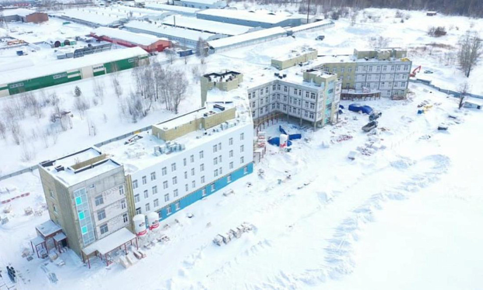 В трёх строящихся поликлиниках начали чистовую отделку в Новосибирске