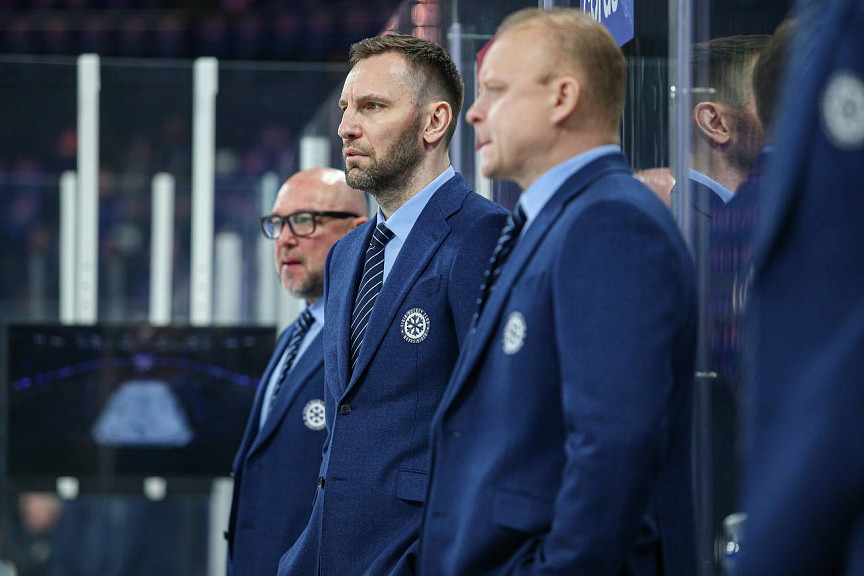Почему хоккейная «Сибирь» проиграла: Дэвид Немировски об итогах матча с «Ладой»