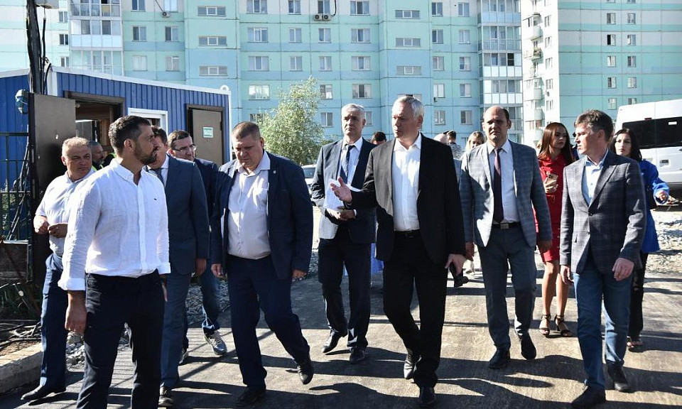 Губернатор определил задачи для развития Октябрьского района