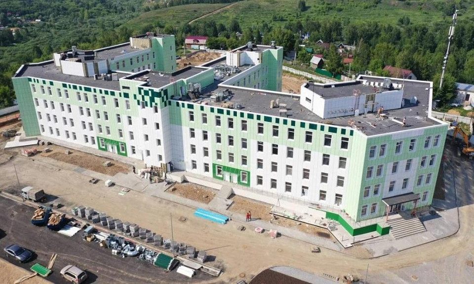 Три поликлиники построят до конца года в Новосибирске