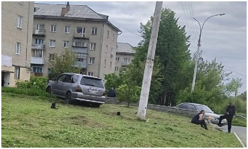 В Новосибирской области пьяный водитель минивэна сбил маленькую девочку