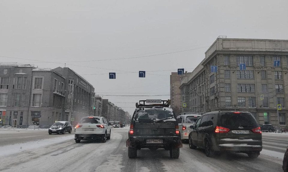 Восьмибальные пробки сковали Новосибирск