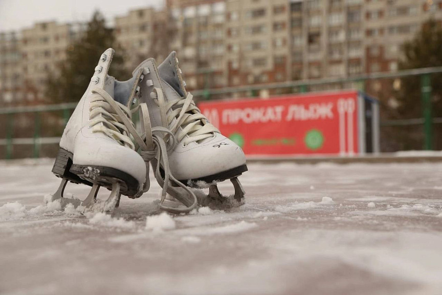 Первый каток открыт: где уже можно покататься на коньках в Новосибирске