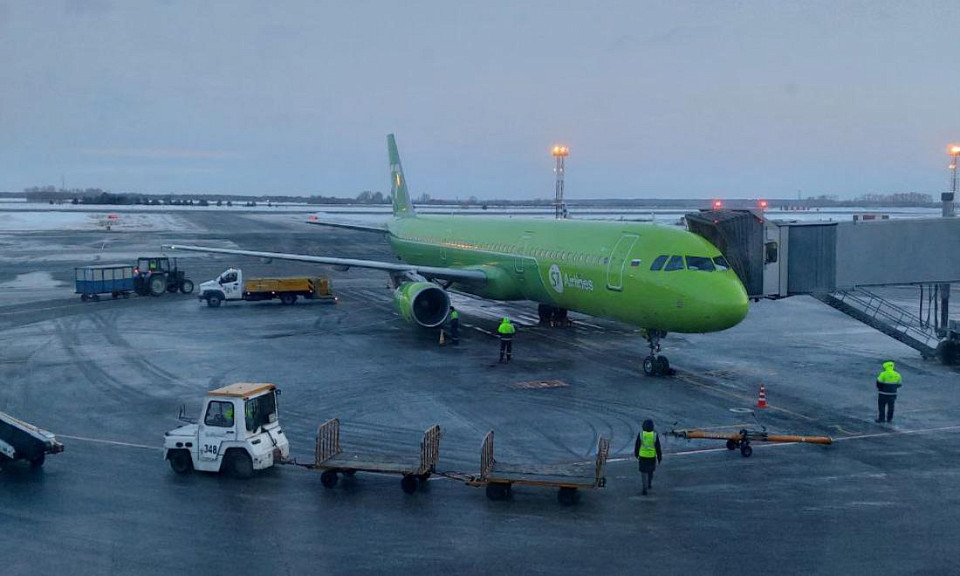 Три самолёта не смогли приземлиться в Новосибирске из-за тумана