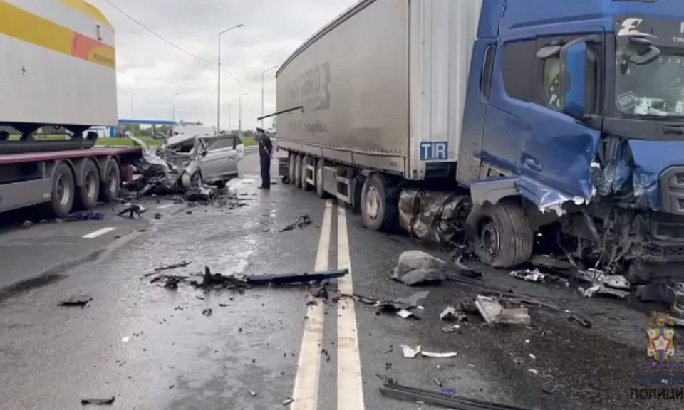 Два жителя Новосибирска погибли в жёстком ДТП в Омской области