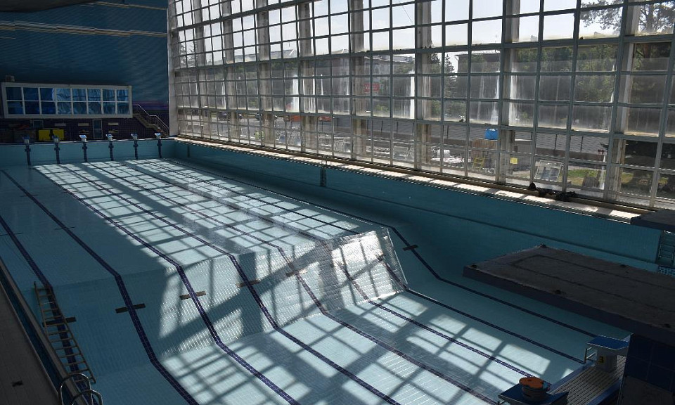 Легендарный бассейн «Нептун» закрыли на реконструкцию