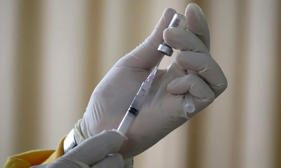 Более миллиона жителей Новосибирской области вакцинировались от гриппа