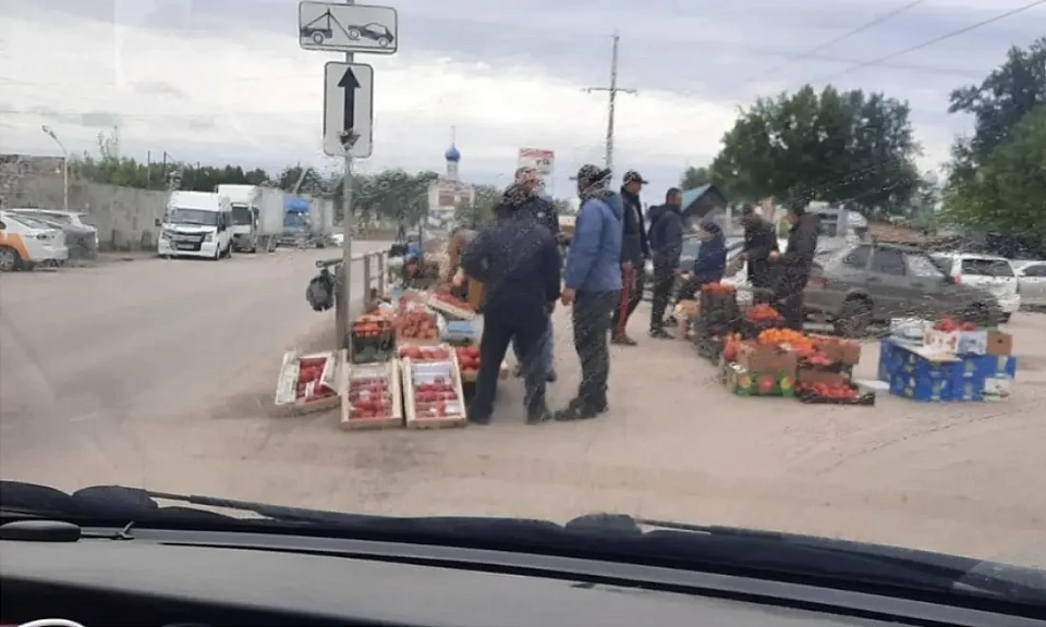 20 торговцев доставили в военкомат с Хилокского рынка в Новосибирске