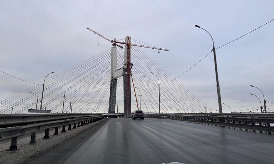 Третий год подряд: губернатор назвал главную проблему при строительстве нового моста