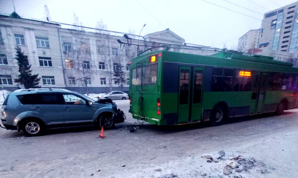 Порно троллейбус видео смотреть онлайн бесплатно