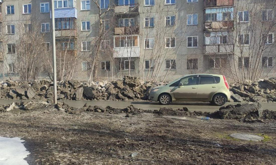 Сделаем Новосибирск чистым от снега: все контакты для жалоб